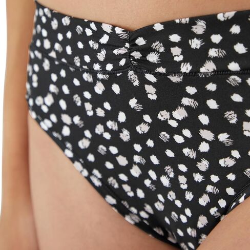 ملابس داخلية نسائية من الألياف الدقيقة من Maidenform، سراويل داخلية عالية الساق مصممة خصيصًا للارتفاع، عبوة من 3 قطع in Kuwait