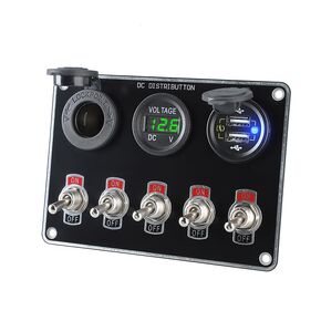 لوحة مفاتيح تبديل 5 Gang Rocker مع شاحن سيارة USB مزدوج QC3.0 ومقبس الفولتميتر الرقمي ومقبس ولاعة السجائر، لوحة مفاتيح هزازة متعددة الوظائف DC12-24V مقاومة للماء لشاحنة قارب السيارة RV