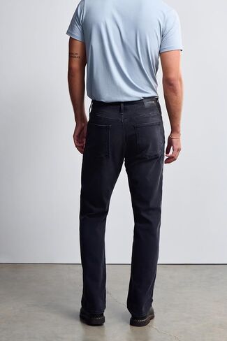 Roam Men's Mid Rise Relaxed Straight Leg Jeans in Saudi Arabia