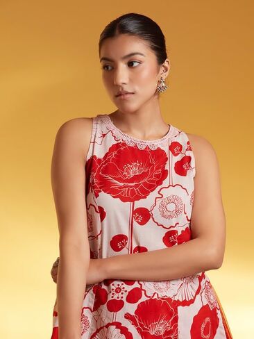 طقم كورتا بدون أكمام مع بنطال للنساء/البنات برقبة دائرية مطبوعة على الطراز الهندي من ذا لوم، توب كورتي مسحوق وردي وأحمر in Kuwait