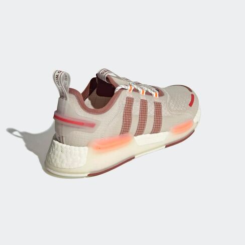 حذاء أديداس أوريجينالز NMD_V3 الرياضي للرجال in Kuwait