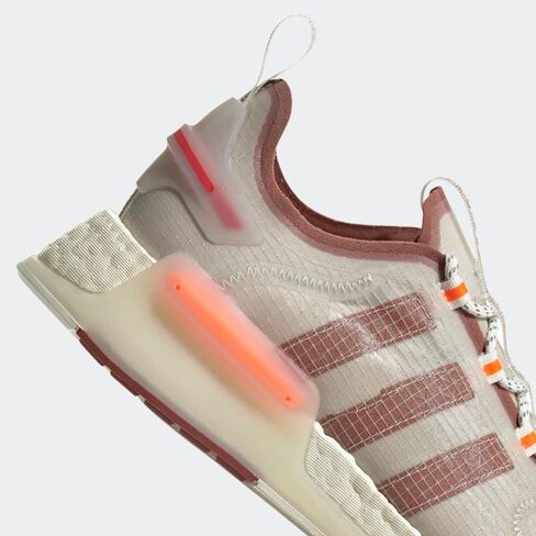 حذاء أديداس أوريجينالز NMD_V3 الرياضي للرجال in Kuwait