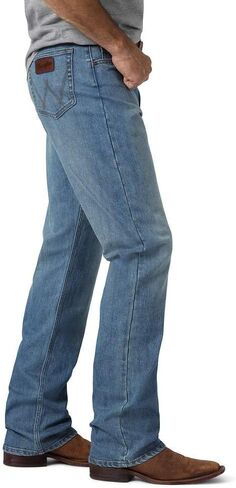 Wrangler Men's 20X Competition Active Flex Relaxed Fit Jean in Saudi Arabia