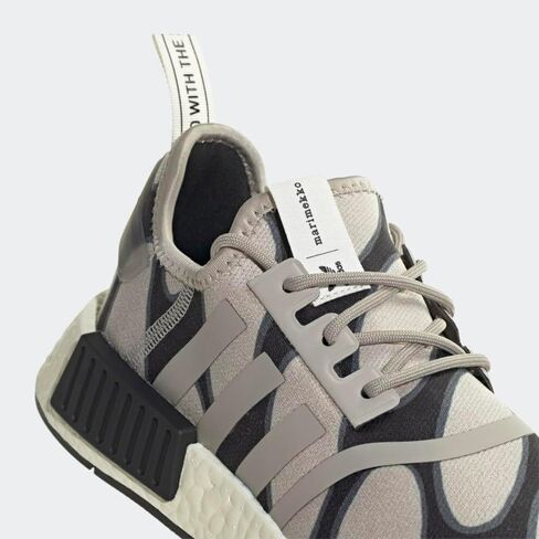 حذاء أديداس Marimekko NMD_R1 للنساء، أسود، مقاس 10.5 in Saudi Arabia
