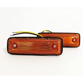 1 Pair Side Marker Turn Signal Lights Indicator For Toyota LN30 LN40 Pickup Hilux 1979 1980 1981 1982 1983