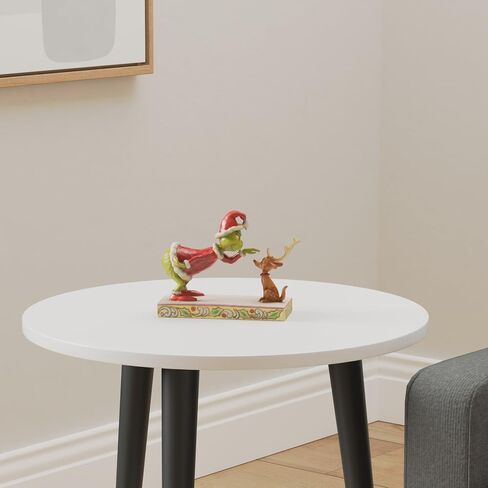 Enesco Dr. Seuss Grinch من Jim Shore Santa Grinch Petting Reindeer Max تمثال، راتنج حجر Grinchmas مصنوع يدويًا من تماثيل عيد الميلاد القابلة للتجميع لديكور المنزل، 5.5 بوصة، متعدد الألوان in Saudi Arabia