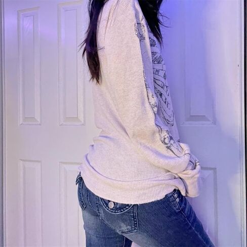 Women Y2K Grunge T Shirt Emo Aesthetics Graphic Tops Teen Girl Vintage Baggy Goth Tops Harajuku Punk Grunge Clothes in Kuwait