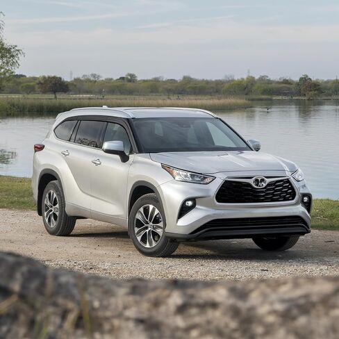 Rain Guards for Toyota Highlander 2020 2021 2022 2023 2024 L LE XLE XSE Limited Platinum Hybrid, Durable Tape on Side Windows Wind Deflectors, Vent Visors, Rain Visor, Window Visor- 6 PCS in Kuwait