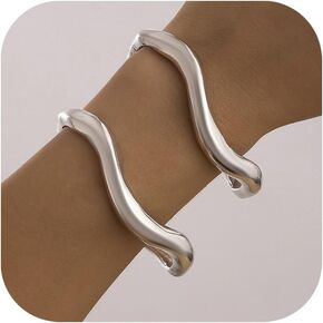 2pcs Gold Bangle Bracelets for Women Chunky Gold Silver Bangle Cuff Bracelet Stack Trendy Bangle Arm Cuff Set