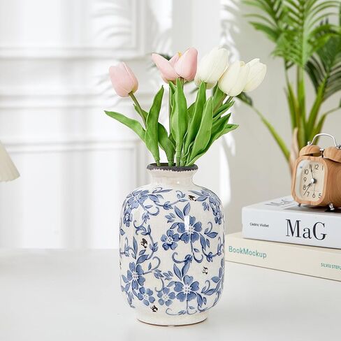 مزهرية من البورسلين الأزرق والأبيض، مزهرية من السيراميك لديكور المنزل، مزهريات للمطبخ، غرفة النوم، غرفة المعيشة، الحمام، وديكورات الطاولة المركزية على الرف (مثبت صغير) in Kuwait