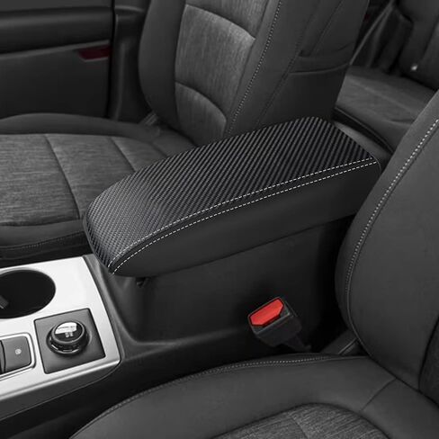 غطاء مسند ذراع لوحدة التحكم المركزية للسيارة Ford Bronco Sport 2021 2022 2023/Ford Escape 2020-2023 ملحقات جلدية مضادة للخدش غطاء مسند ذراع مركزي واقي وسادة تزيين-ألياف الكربون + أسود in Kuwait