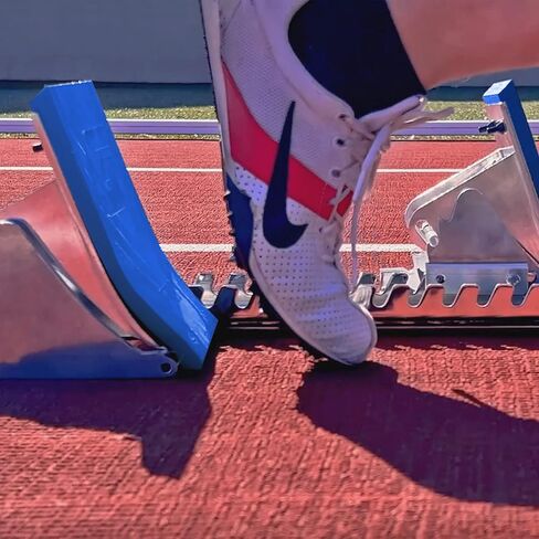 دواسات من الألومنيوم المصبوب بطول 8 بوصات من Gill Athletics S2 - مصممة للمنافسة على المضمار والميدان عالية المستوى - تتميز الدواسات بأربعة تعديلات للزاوية - تتضمن مسامير هرمية مقاس 1⁄2 بوصة in Kuwait