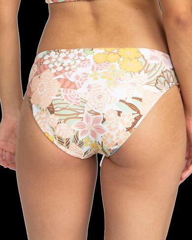 Roxy Women's Standard Playa Paradise Hipster Bikini Bottom in Saudi Arabia