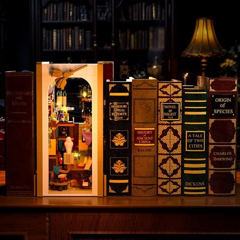 مجموعة بناء زاوية الكتاب السحري مع ضوء LED، لعبة بناء منزل مصغرة بحجم 3.6 مم لديكور المنزل ورف الكتب، 1055 قطعة من نموذج كتلة بناء الكتب الصغيرة للبالغين والمراهقين والأولاد والبنات من عمر 8 سنوات فما فوق in Kuwait