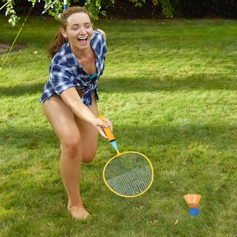 مجموعة مضارب كرة الريشة الرياضية من فرانكلين - سماشمينتون، كبيرة الحجم - مجموعة شبابية في الفناء الخلفي للاعبين مع طيور للأطفال in Kuwait