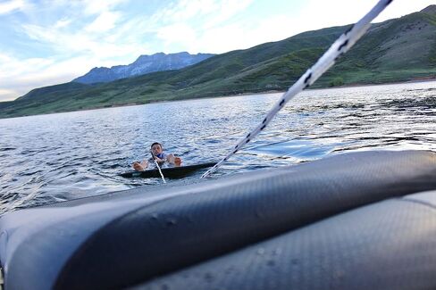 حبل Wakesurf بمقبض - حبل سحب قابل للتعديل بطول 25 قدم مع مقبض بطول 10 بوصات in Kuwait