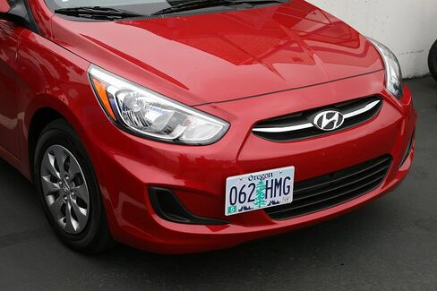 CravenSpeed Platypus License Plate Mount Compatible with Hyundai Veloster 2019-2022 | No Drilling | Made of Stainless Steel & Aluminum | Made in USA in Saudi Arabia