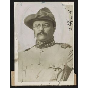 1890 Photo Theodore Roosevelt in Rough Riders uniform