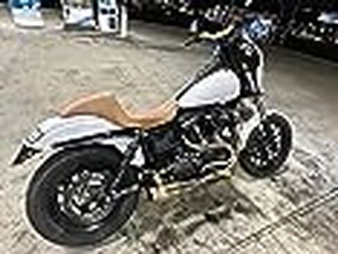 STICKY DUDE | Borrowed Time - Swing Arm Sticker Decal for HD FLSB M8 Dyna Clubstyle Europe USA in Kuwait