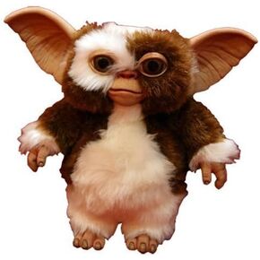 دمية طبق الأصل من خدعة أو علاج ستوديو جريملينز جيزمو موغواي in Kuwait