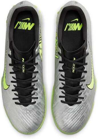 Nike mens Cleats in Saudi Arabia