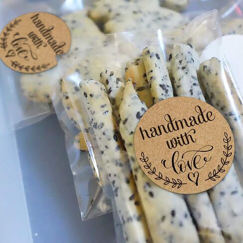 دائرية مقاس 1.4 سم مصنوعة يدويًا مع ملصقات الحب، 500 ملصق على الطراز الريفي لكل لفة، رائعة للهدايا، كختم مغلف أو لتزيين البطاقات وصفحات سجل القصاصات. in Kuwait