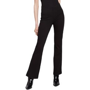 Lyssé Denim Baby Bootcut Jeans – Plus Size Jeans for Women with Bootcut and Comfy Stretch Jeans