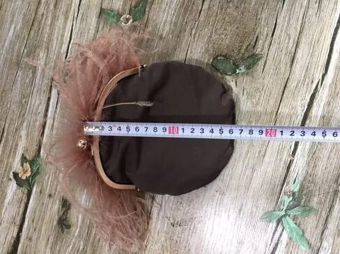 LVCOMEFF Women Ostrich Feather Mini Handbag Purse with Big Gold Chain for Party Fluffy Plush Luxurious in Kuwait