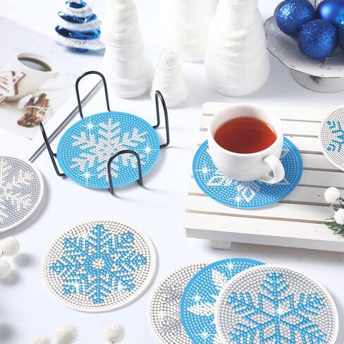 8 قطع من قواعد الأكواب الماسية DIY قواعد الأكواب الفنية لعيد الميلاد على شكل ندفة الثلج مجموعات طلاء ألماس لعيد الميلاد للمبتدئين البالغين والأطفال طاولة ديكور المنزل وتناول الطعام لوازم الحرف اليدوية in Kuwait