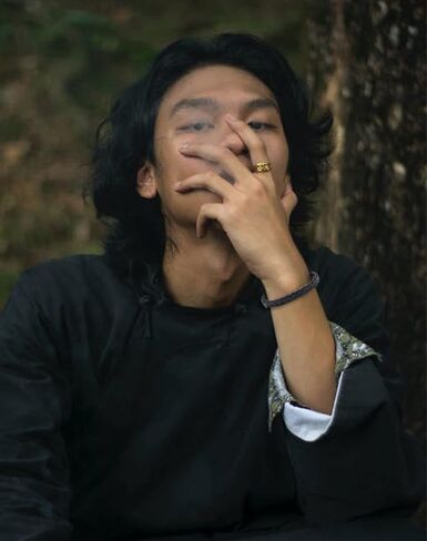 Akeoqi 6 قطع سوار جلدي للرجال مع إغلاق معدني إنفينيتي متعدد الطبقات مضفر أساور جلدية عقدة معصمه الكفة التفاف الإسورة مجوهرات للرجال والنساء أسود 7.5/8.1/8.5 بوصة in Kuwait