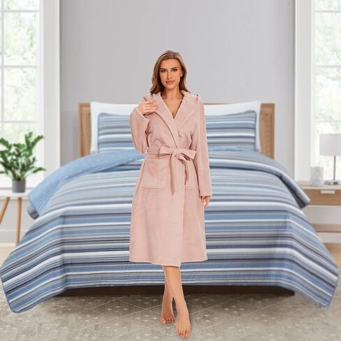 Polyester Hooded Bathrobe for Women – Soft, Warm, Comfortable Robe with Pockets, Perfect for Relaxing or Gifting in Saudi Arabia