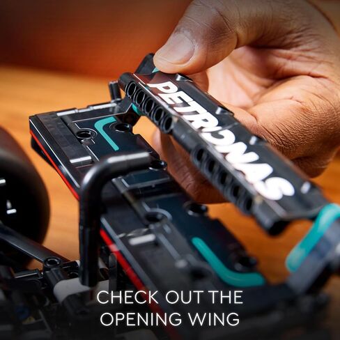 مجموعة بناء سيارة سباق الأداء من ليجو تكنيك Mercedes-AMG F1 W14 E، نموذج سيارة مصغر هدية للبالغين، نموذج بناء وعرض مفصل بشكل أصلي لديكور المنزل أو المكتب، 42171 in Saudi Arabia