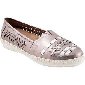 Trotters Women's Slip-on Loafer