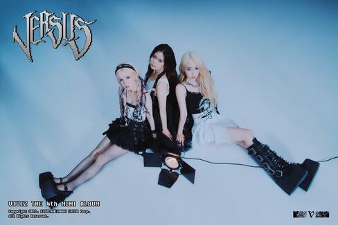 VIVIZ Versus 4th Mini Album Contents+Photocard+Sticker+Tracking Sealed (PLVE EUNHA Version) in Kuwait