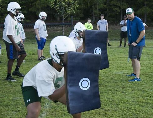 Jayefo 2021 Sports Shield Blocking Pad 24" X 16" Training Sports Basketball Blocker Bag Soccer Football Lacrosse Hockey Martial Arts MMA Kick Shield Kickboxing in Kuwait