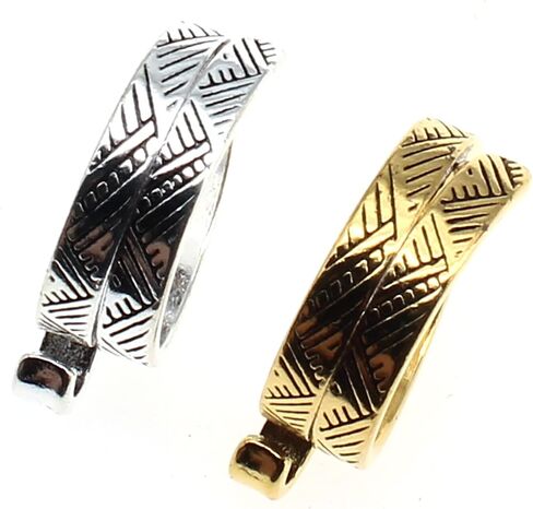 FDXGYH 2 Pcs Adjustable Crochet Loop Ring Metal Finger Holder Yarn Guide Open Knitting Thimbles Finger Rings for DIY Knitting Crafts(Gold + Silver) in Saudi Arabia