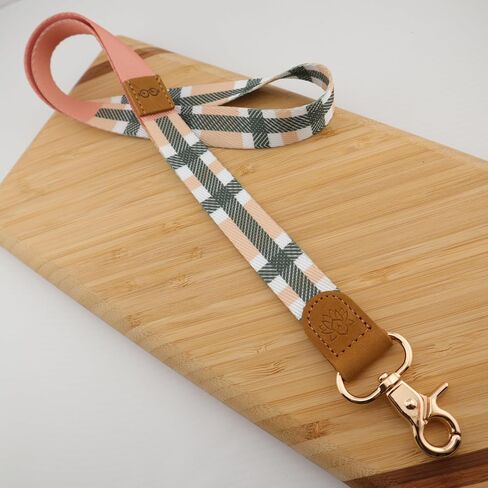 Lightweight Cute Lanyard for Women and Men Fancy Teacher Lanyard Badge ID Holder Glasses Holder for Nurse in Saudi Arabia
