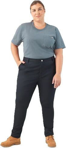 بنطال Dickies النسائي Super Flex Twill نحيف in Saudi Arabia