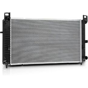 M-AUTO OE Style Radiator Compatible with 1999 2000 99 00 GMC Chevrolet Sierra Silverado 1500 2500 with 4.8L 5.3L 6.0L Engine