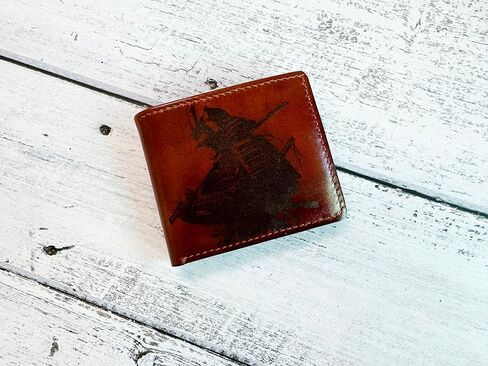 محفظة مصنوعة يدويًا من جلد الساموراي، محفظة فنية لظل المحارب الياباني، هدية جلدية مصنوعة يدويًا لصديقك، هدية للأب والزوج in Kuwait