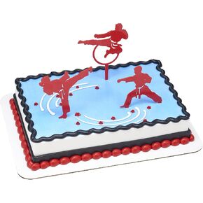 DecoPac Martial Arts Cake Kit, 3-Piece Topper Set Cake Decoration with 3 Martial Artists for Birthdays, Team Celebrations, Events, Made of Food Safe Plastic