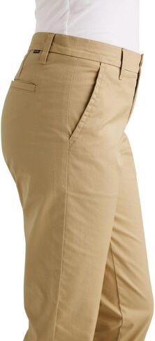 بنطال تشينو نسائي ذو قصة ضيقة لعطلة نهاية الأسبوع من DOCKERS in Kuwait