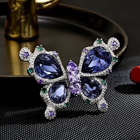Butterfly Brooches for Women Gold-Plated Butterfly Pearl Brooch Lapel Pin Rhinestone Animals Brooch Jewelry for Mom Wife in Saudi Arabia