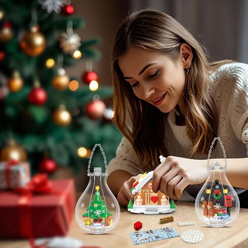 HOGOKIDS مجموعات بناء عيد الميلاد مع أضواء - 6 عبوات من زخارف شجرة عيد الميلاد سانتا كلوز الزنجبيل منزل كسارة البندق الأيائل بناء ألعاب ديكور المهرجانات هدايا للكبار والأطفال الصبي والبنات 6-12 سنة (566 قطعة) in Kuwait