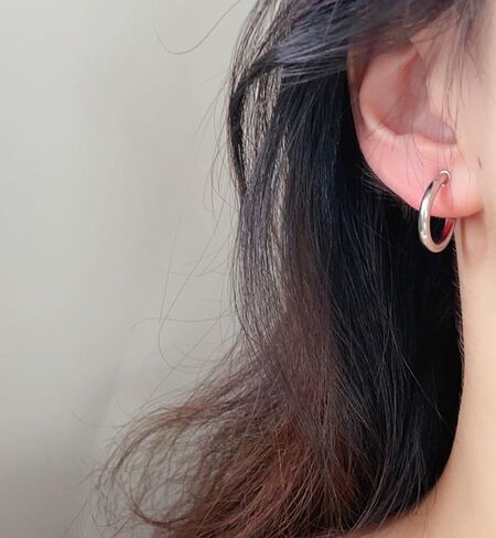 ALRNBY 2Pairs Chunky Ear Cuff Earrings for Women Gold Silver Hoop Ear Cuff Earrings Men Gift in Saudi Arabia