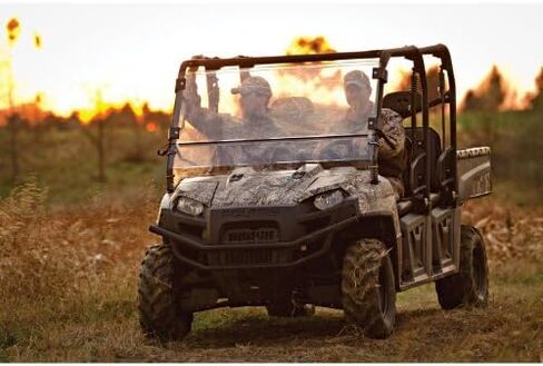 غلاف UTV مموه من Mossy Oak Graphics، فينيل 3M لا يبهت مع لمسة نهائية غير لامعة، تمويه أي UTV جنبًا إلى جنب، العديد من أنماط Mossy Oak in Saudi Arabia
