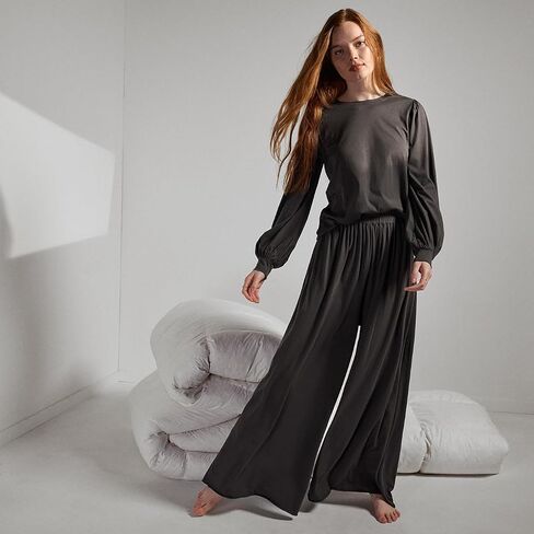 Lunya Organic Pima Long Sleeve Tops for Women - Soft Organic Pima Cotton Long Sleeve Women Tee - Versatile Organic Clothing in Saudi Arabia