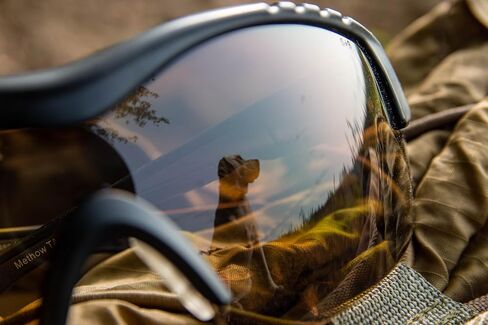 مجموعة نظارات SSP Eyewear Methow للرماية، تتضمن 3 عدسات، وحافظة صلبة، وحقيبة من الألياف الدقيقة، وإطار نظارة باللون الأرجواني in Saudi Arabia