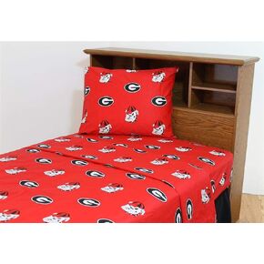 College Covers Everything Comfy Georgia Bulldogs Full Sized 4 Piece Sheet Set, Team Color Background, 1 Flat Sheet, 1 Fitted Sheet, 2 Pillowcases
