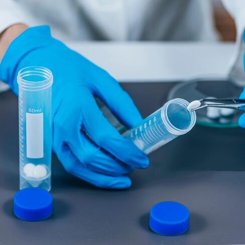 أنابيب طرد مركزي بلاستيكية 50 مل مع غطاء لولبي، 50 قطعة 50 مل أنبوب اختبار بلاستيكي قائم بذاته أنابيب مخروطية مع غطاء in Saudi Arabia